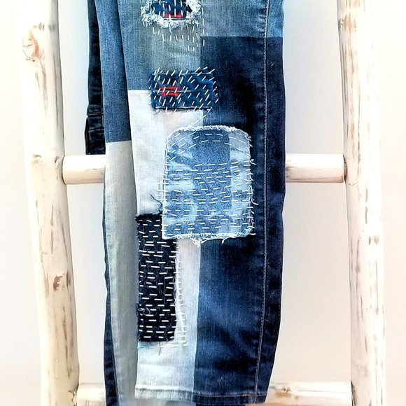 Kut from the Kloth Embroidered Patched Sashiko Catherine Boyfriend Jeans - Picture 3 of 7